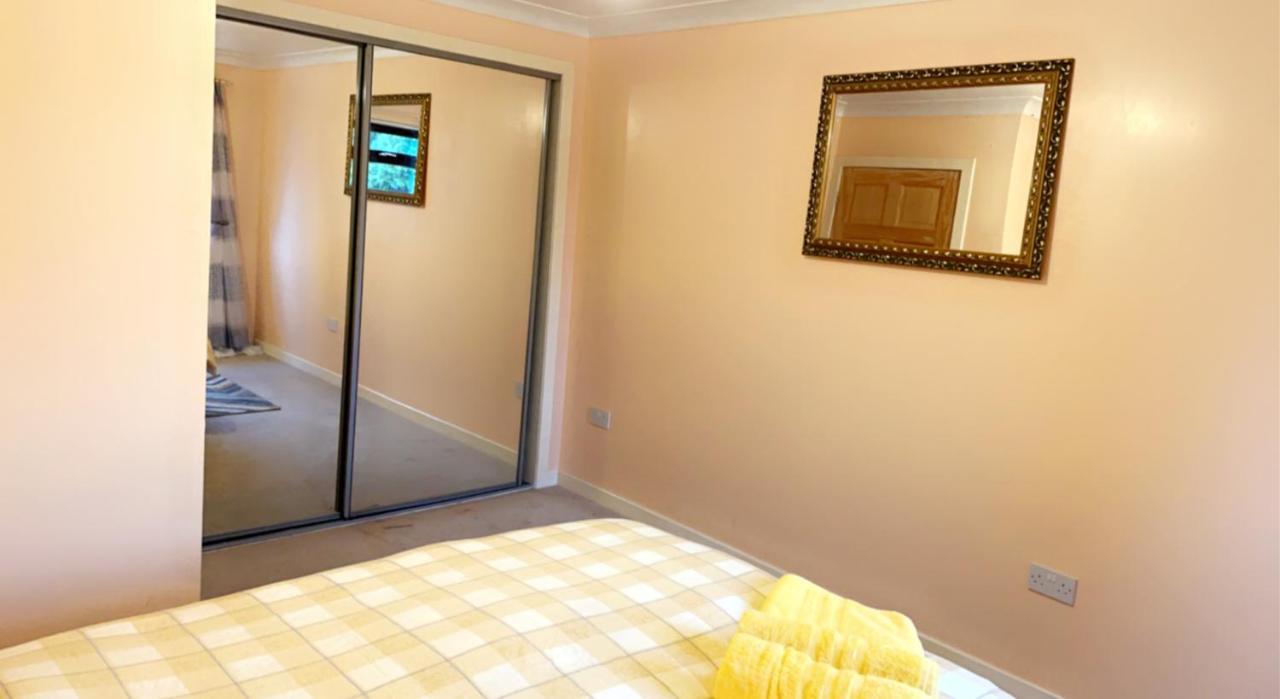 Wallace View - Holiday Home Stirling Bagian luar foto